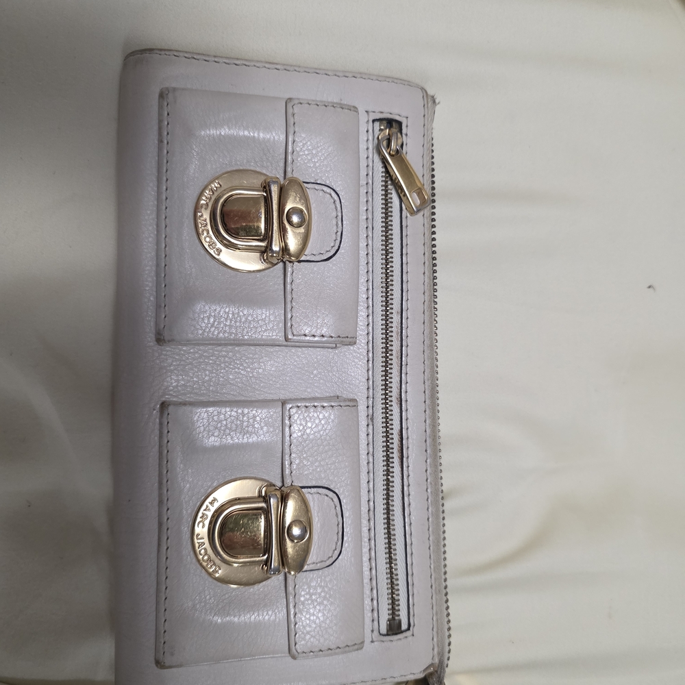 Marc Jacobs Cream Leather Wallet  with Gold Hardware